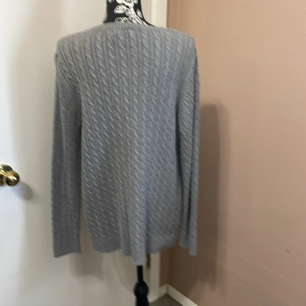 Croft & Barrow Gray V-Neck Cable Knit Sweater - Picture 2 of 5